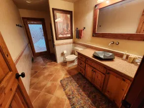 Guest house on secluded 120 acre property minutes from Chain 0' Lakes - Image 2