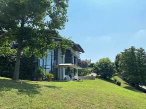 Zoe's. Country villa. The pleasure to be surrounded by lawn and garden - Image 5