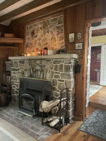 Charming 3 Bedroom, 2 Bath Cottage on Lake Mokoma - Image 3