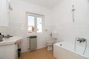 Apartment Center and beach (24541-A1) - Vodice - Image 3
