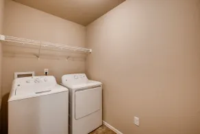 New 3 BDR Park Facing Townhome in North Co. Springs - Image 2