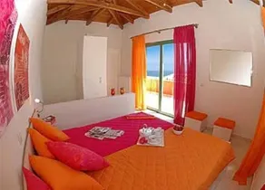 Three-Bedroom Seafront Villa, Brio Complex | Private Pool & Jetty | Sleeps 6–8 - Image 3