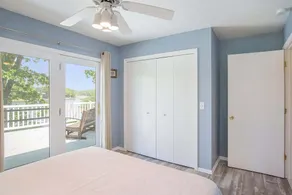 Silver Lake Retreat: Private Lake Access & Swimming Pool, Sandy Beach, Fire Pit - Image 5