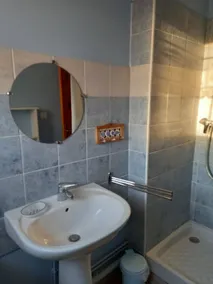 4-PERSON APARTMENT IN THE HEART OF PERIGORD NOIR NEAR SARLAT - Image 2