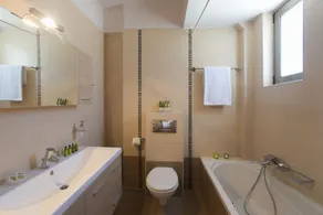 Villas for family holidays - Image 2