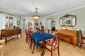 The entire bed and breakfast inn - Image 2