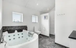 Cozy Holiday Home in Blavand With Swimming Pool - Image 5