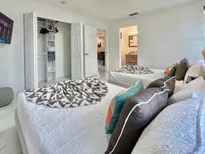 Miami house, Heated pool, Artificial beach, Mini golf, luxury and comfort - Image 5