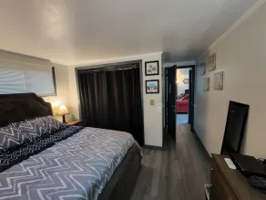 Cottage on the Country Club - Image 5