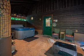 Mill Creek Cabins-Beautiful Secluded Luxury Cabins. Location Location Location - Image 5