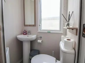 Maple Court 15 - Image 2