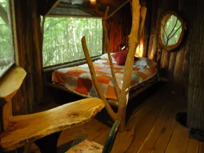 Vermont Treehouse compound: no cleaning fee. Spend a few days In the Trees - Image 3