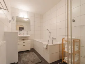 Acogedor apartamento para 4 personas con WIFI, TV, balcón y mascotas permitida - Image 2