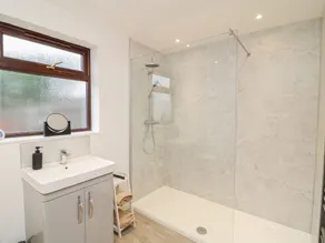 Station House - Image 4