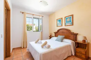 Villa Mirador by Villa Plus - Image 5