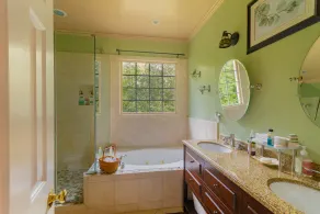 The Yellow House/sleeps 10/Families/Relocation/Retreats/ near NCSU/Raleigh/Cary - Image 2