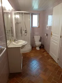 7 Camera Manor, piscina privata, vista sulla collina, forno per pizze, bar, 16 posti letto, 5 acri - Image 2
