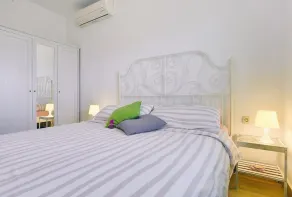 Modern apartment with BBQ, sea view, WiFi - Image 5