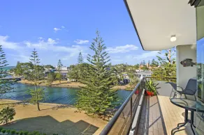 Sundial 503 - Location, Views & Quality To Match - Image 4