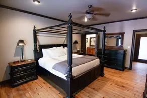 Cabin On The River! Peaceful getaway! - Image 5