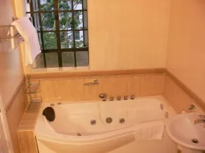 Natural Oak Apartments Kilimani - Image 4