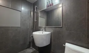 T hotel - Image 4