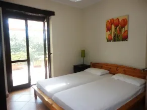 Apartamento con una hermosa terraza panorámica en la costa del Cilento. - Image 5