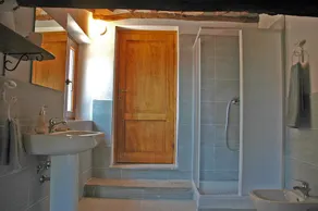 Casa Afra på rolige bakker nær Lucca og med en fantastisk udsigt - Image 2