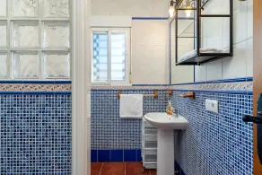 Air-conditioned Holiday Home with Patio, Pool, Wi-Fi and Lawn - Image 2