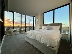 SkyGarden Luxury Condo at The Glen by Live Local - Image 5