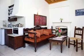 Romantic Holiday Home in Drosia - Image 5