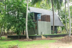 Deluxe bungalow with free airport pickup - Image 3
