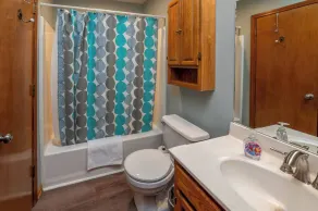 Charming home located 3 minutes from downtown Smithville, MO - Image 3