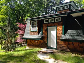 Berkshire Village Carriage House - Super Private!! - Image 3