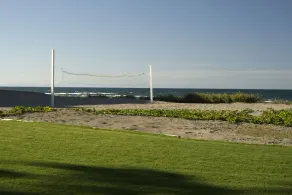 Direkt am Strand 2BR 2019 renoviert! Beheizter Pool, Netflix, Prime, Tennis, Kajaks, Golf - Image 2
