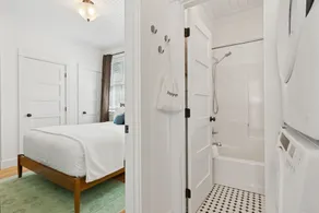 Seabrook's A Swell Cottage, a cozy 2-bedroom home! - Image 5