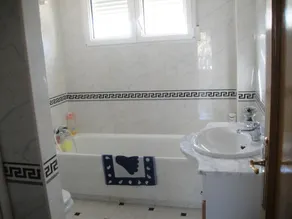 Large villa with private pool 50 meters from the beach - Image 5