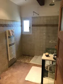 Bella casa indipendente con due camere da letto, privato, con 40mq di terrazzo esterno. - Image 2