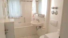 Nadar no lago (cinco minutos), imediatamente se sentir em casa - Image 3