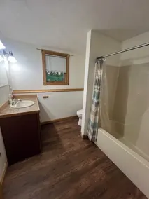 Beautiful 3 Bedroom Ski Home, close to Ski Areas/ walking distance to Storyland! - Image 5