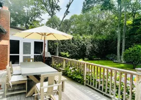 Charming Beach House! Walk to a quaint farmstand and Wainscott beaches - Image 5