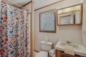 Mountain View Hideaway -- Pet Friendly, Grill, Wifi, Fire Pit, Deck, Screen Porch, Family Friendly, Game Room, Wood Stove - Image 5