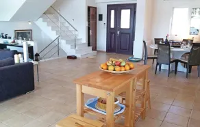 Beautiful Home In Theologos - Image 2