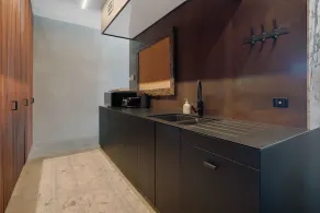 Coastal Urban Retreat 7 bed, 25m pool, pet - Image 2