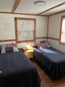 Rainbow's End Resort - Lakefront Cottages – Newly Remodeled with Private Beach - Image 4