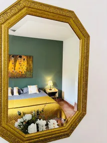 Very large villa with swimming pool and air-conditioned rooms + large garden with trees - Image 3