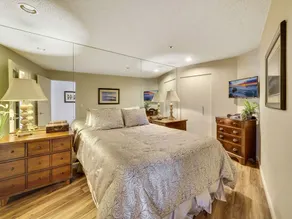 Edgewater 114 | Downtown Charlevoix | Pool, Hot Tub, Sauna | Sleeps 4 - Image 5