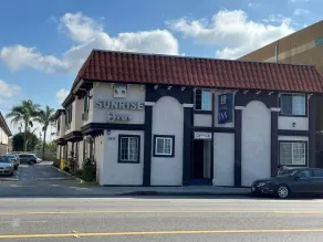 Sunrise Inn - Image 2