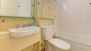 The Anchor - Top location in center of town with swimming pool - Image 3