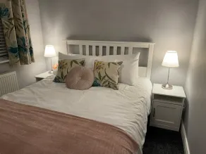 Tranquil 3 bedroom town house with Sky Sports - Image 5
